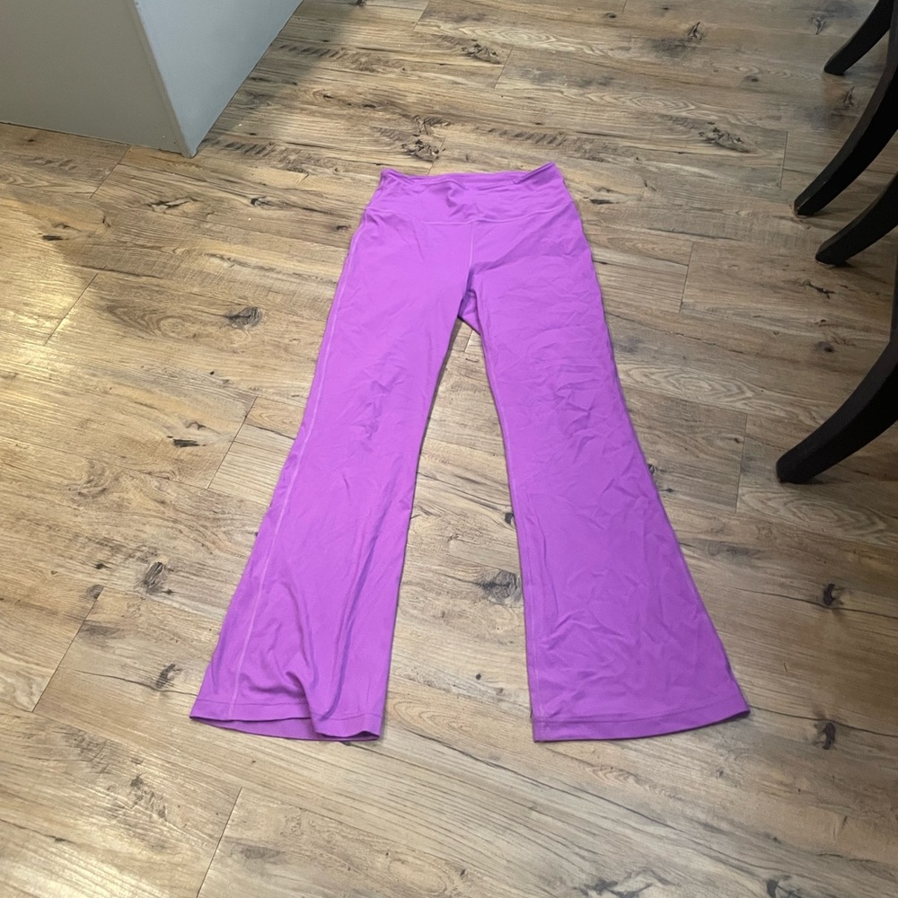 size 12 moonlit magenta lululemon groove pants